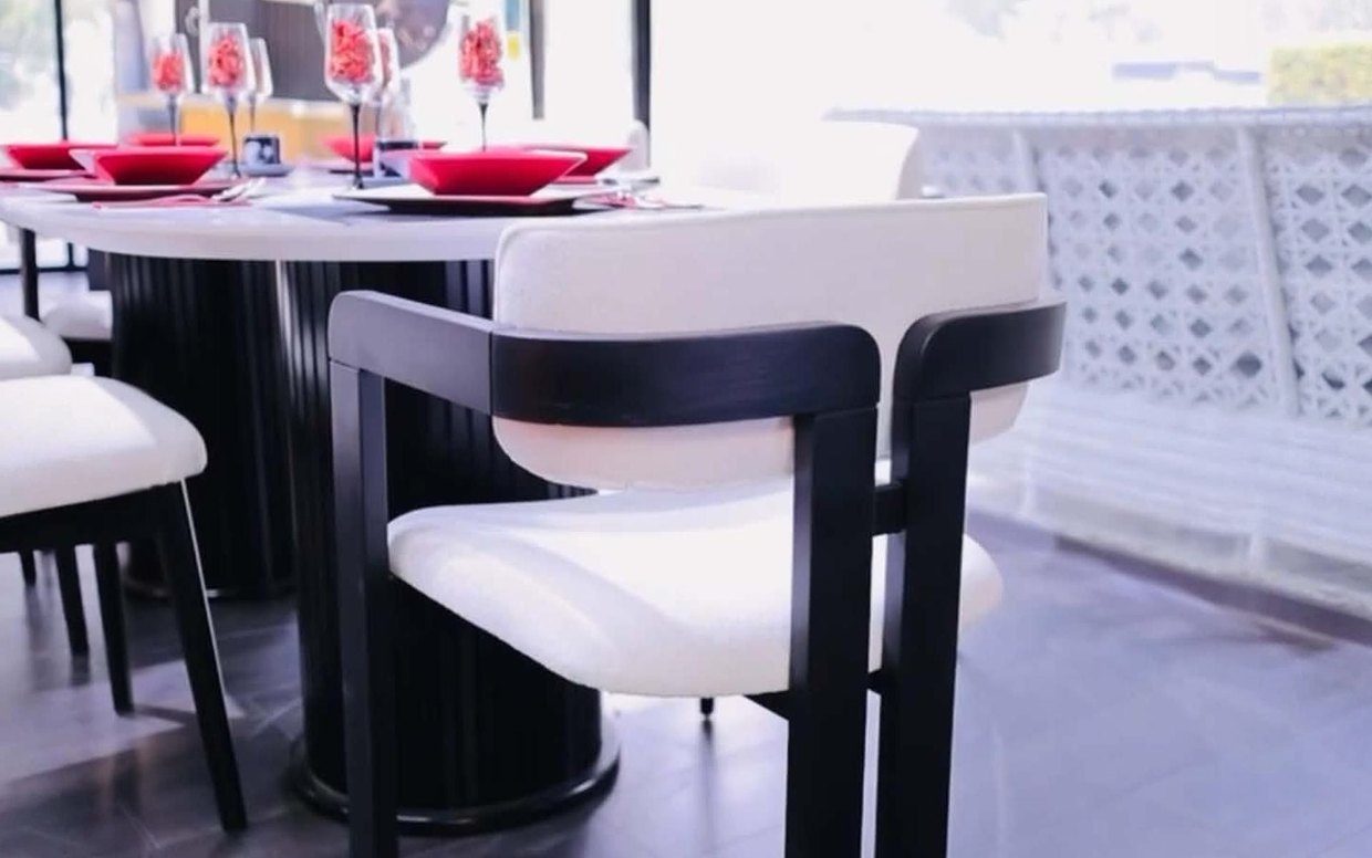Oval Masa, Ahşap Polo ve T Sandalye Takımı